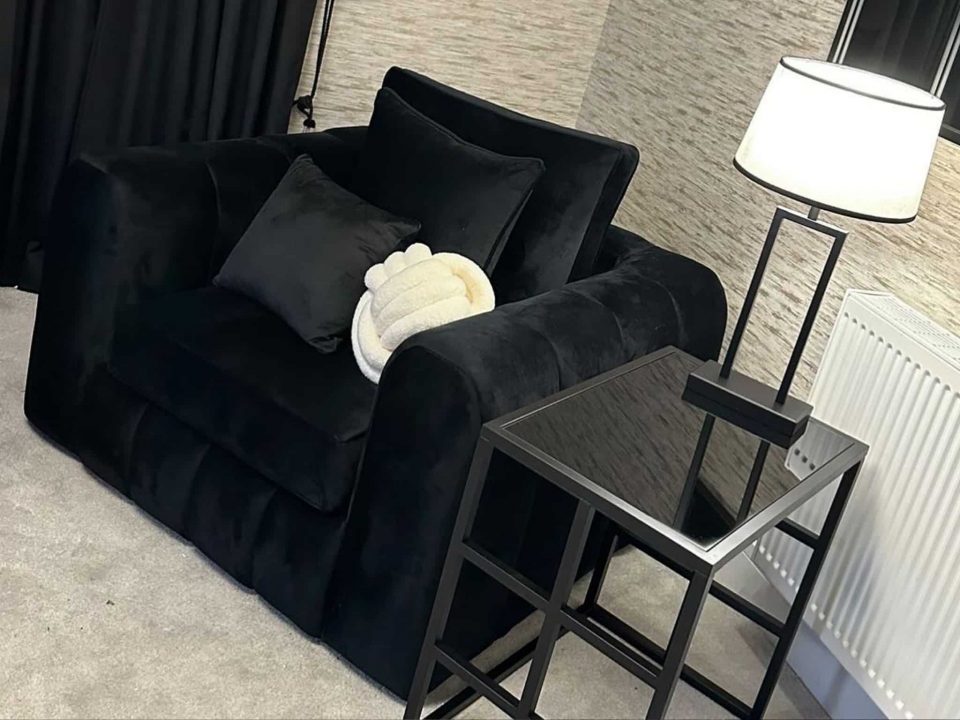 Bespoke-Chair-by-HOC-_2